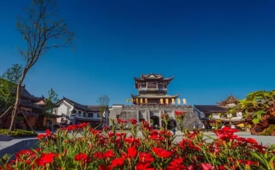 鳳凰古城、晚會、矮寨大橋、魔鬼玻璃棧道、墨戎苗寨汽車兩日游